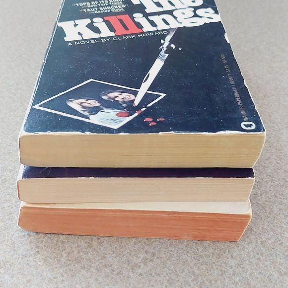 Vintage Horror Book Lot The Killings House of Evil True Tales of Terror Demonic - Picture 7 of 10